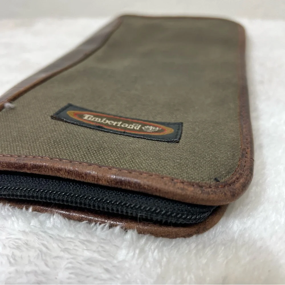 Vintage 90’s Timberland Passport Wallet Canvas and Leather